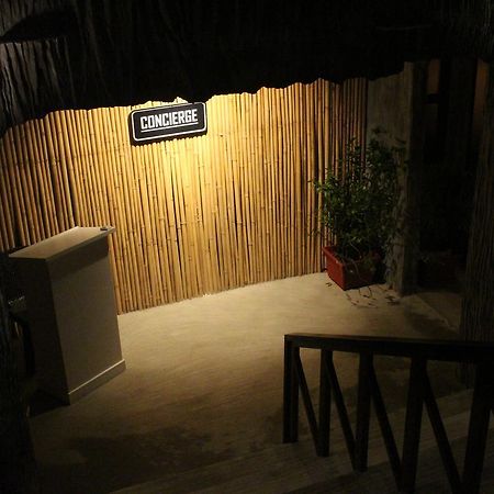 The Cavern Pod Hotel & Specialty Cafe El Nido Exteriér fotografie