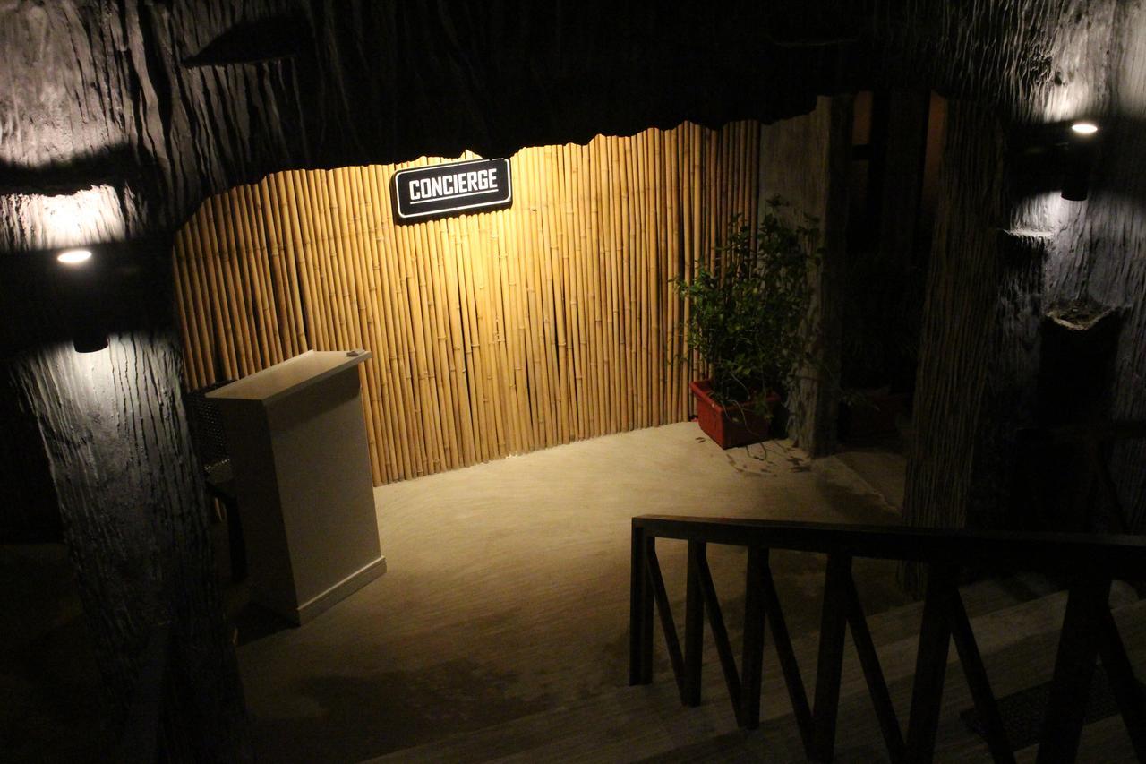 The Cavern Pod Hotel & Specialty Cafe El Nido Exteriér fotografie